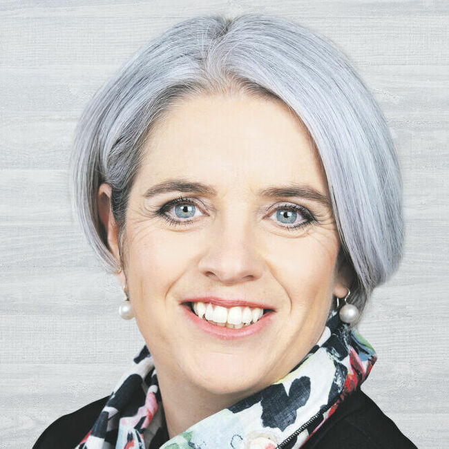 Caroline Bartholet